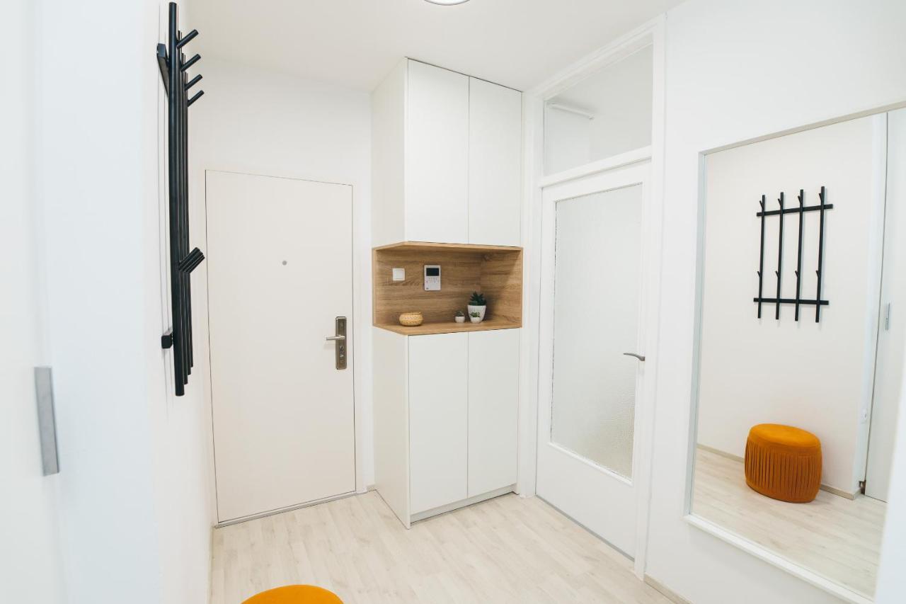 Aurelia'S Comfy Place With Free Parking Zagreb Exterior photo